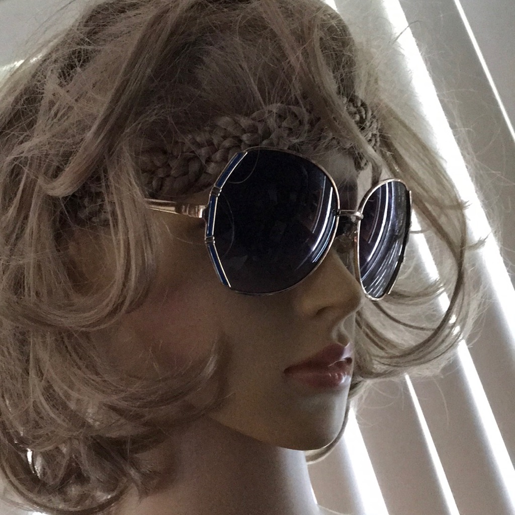 Vintage Jennifer Lopez Sunglasses With Free Large Case